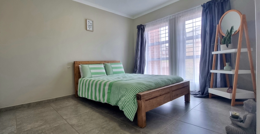 2 Bedroom Property for Sale in Beacon Bay Eastern Cape